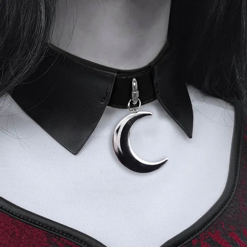Gargantilla Gótica de Cuero PU con Colgante de Luna